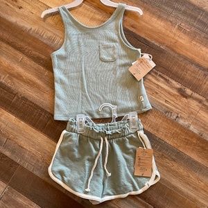 Easy Peasy Unisex Sage Green Tank Top Shorts Set NWT Size 5T